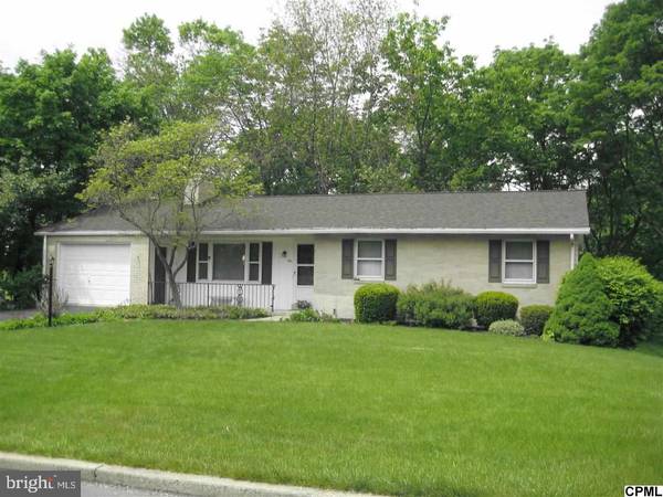 140 DORWOOD DR, Carlisle, PA 17013