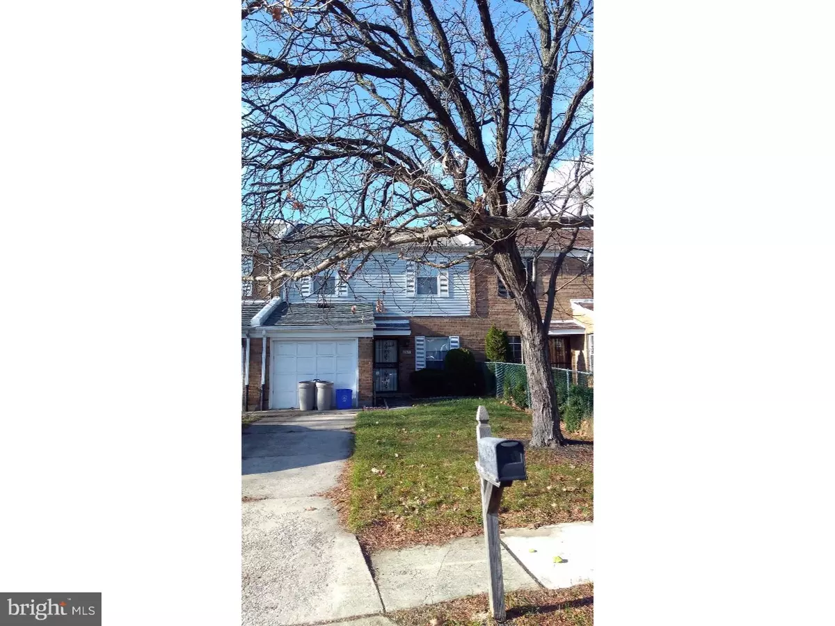 Philadelphia, PA 19153,8509 LYONS PL