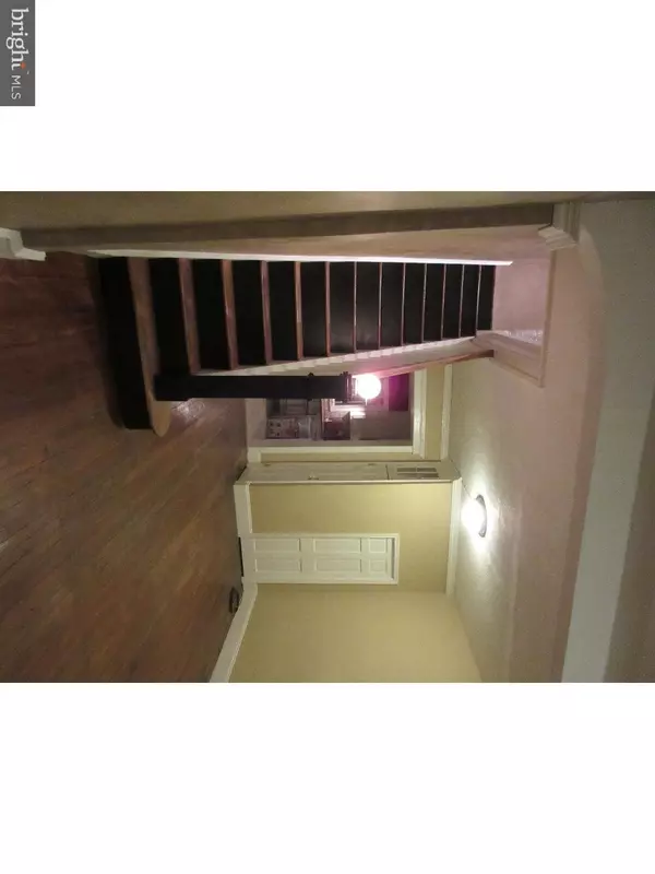Philadelphia, PA 19130,858 N STILLMAN ST