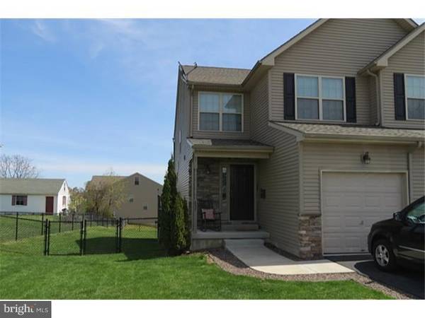 657 DEWEY AVE, Northampton, PA 18067