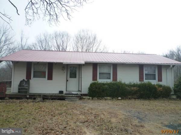 272 NAVAJO DR, Auburn, PA 17922