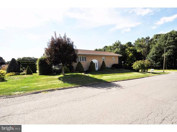 101 HILLSIDE RD, Mcadoo, PA 18237