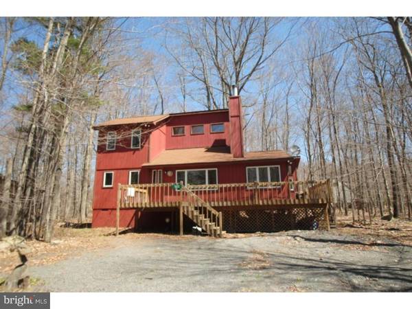 5123 WINAMAC DR, Pocono Lake, PA 18347