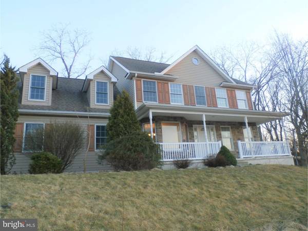 3229 W SCENIC DR, Danielsville, PA 18038