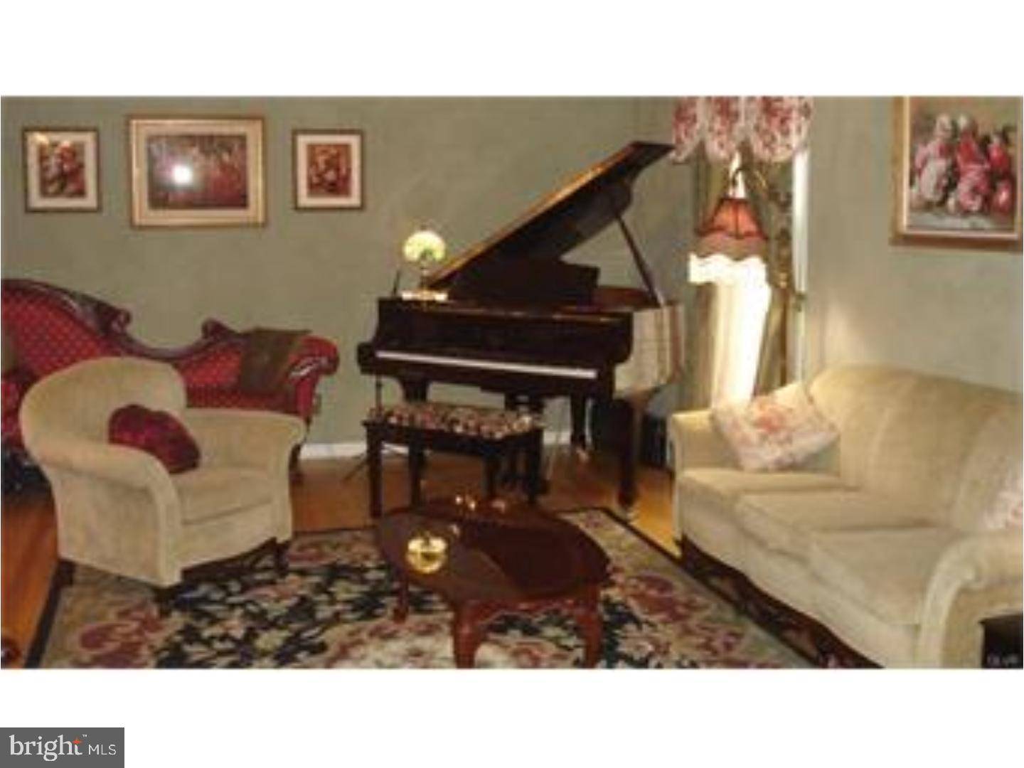 Bethlehem, PA 18015,2066 HILLTOP RD
