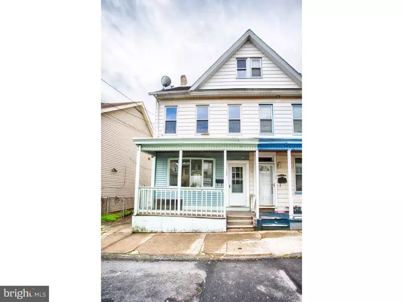 722 BUSHKILL ST, Easton, PA 18042