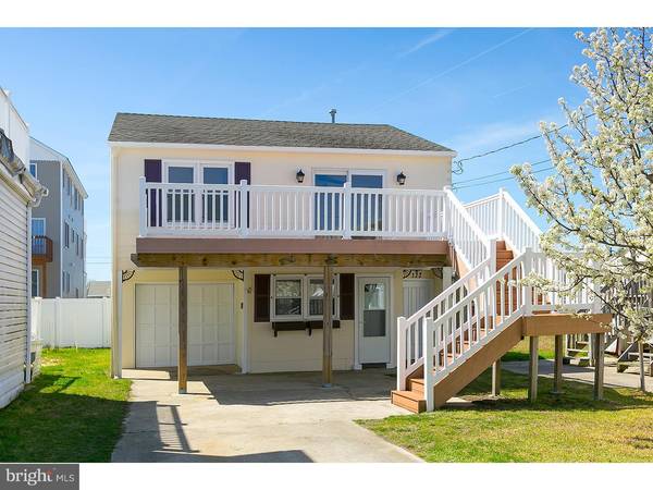 122 W 12TH AVE, Wildwood, NJ 08260