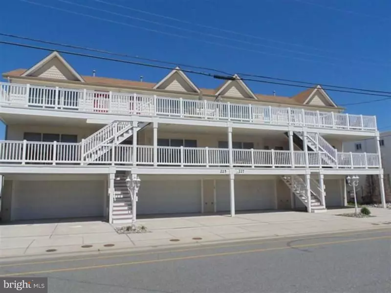 225 E DAVIS AVE #A, Wildwood, NJ 08260