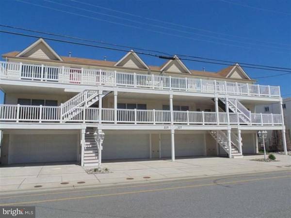 225 E DAVIS AVE #A, Wildwood, NJ 08260