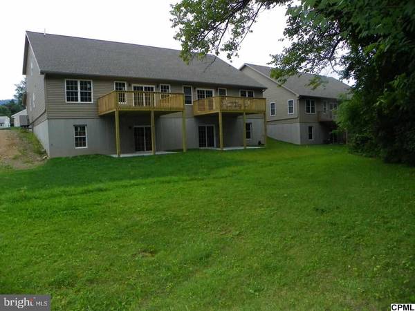 East Pennsboro Twp, PA 17093,313 PARK AVE #6