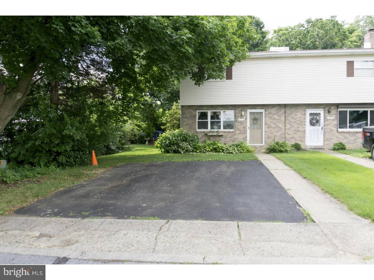 Alburtis, PA 18011,172 ROBERTS ST