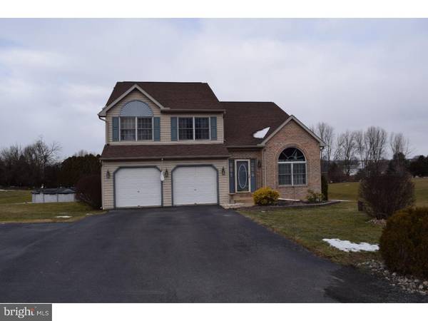 27 TIMOTHY DR, Mertztown, PA 19539