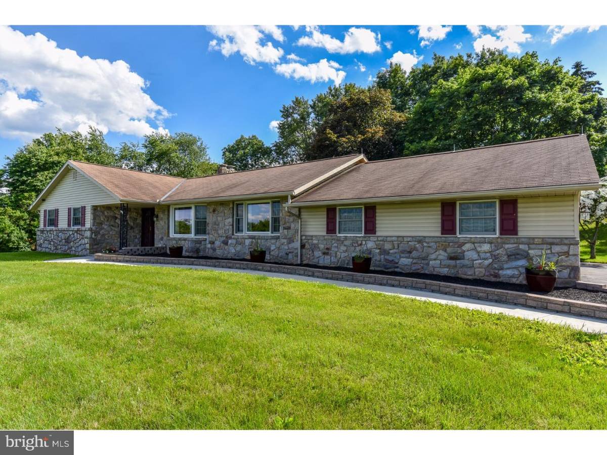 Oley, PA 19547,52 LAKE RD