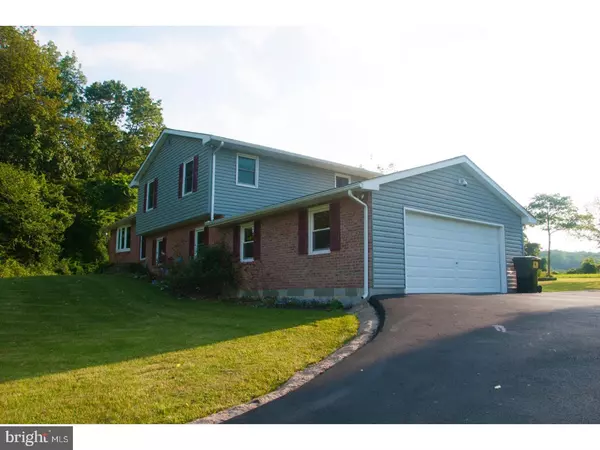 Alburtis, PA 18011,44 TREICHLER RD