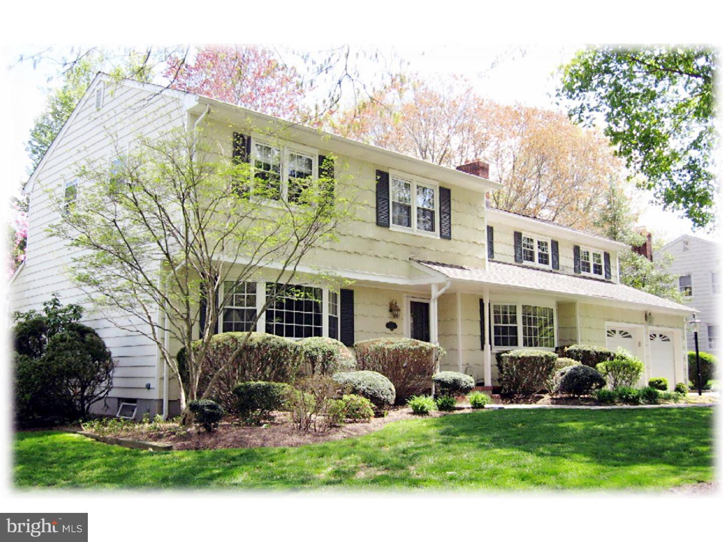 9 SUFFOLK LN, Princeton Junction, NJ 08550