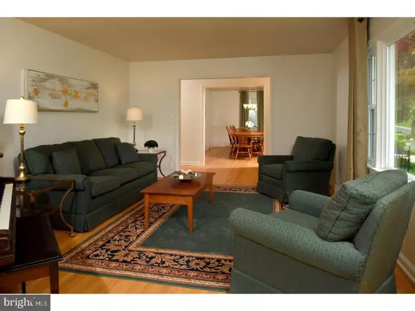 West Windsor, NJ 08550,982 ALEXANDER RD