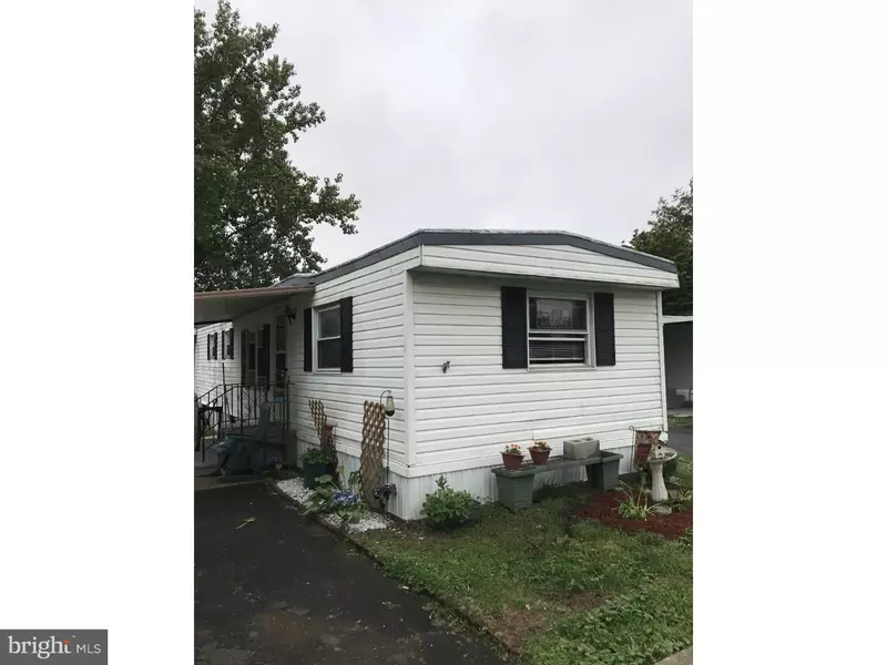 4343 W DOVER DR, Morrisville, PA 19067