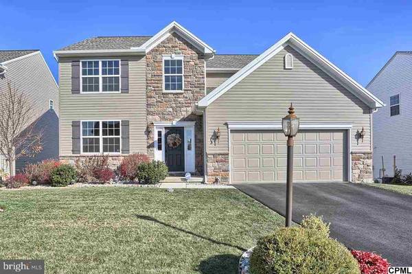 13 HAMLET CIR, Mechanicsburg, PA 17050