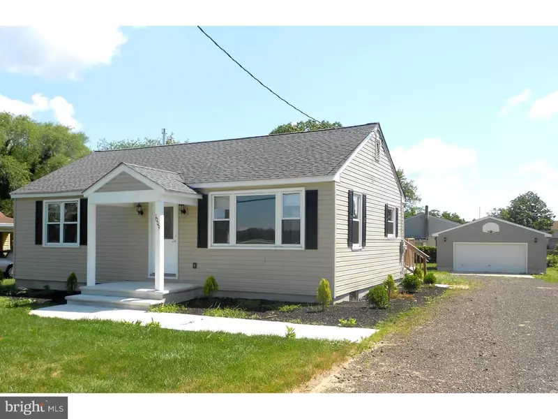 1009 N 3RD ST, Hammonton, NJ 08037