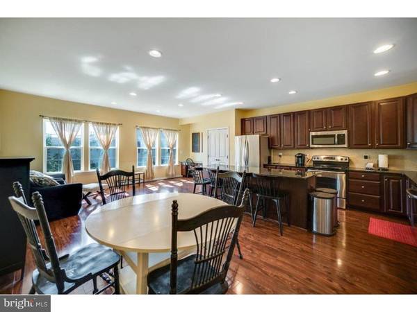 205 PERRY WAY, Cinnaminson, NJ 08077