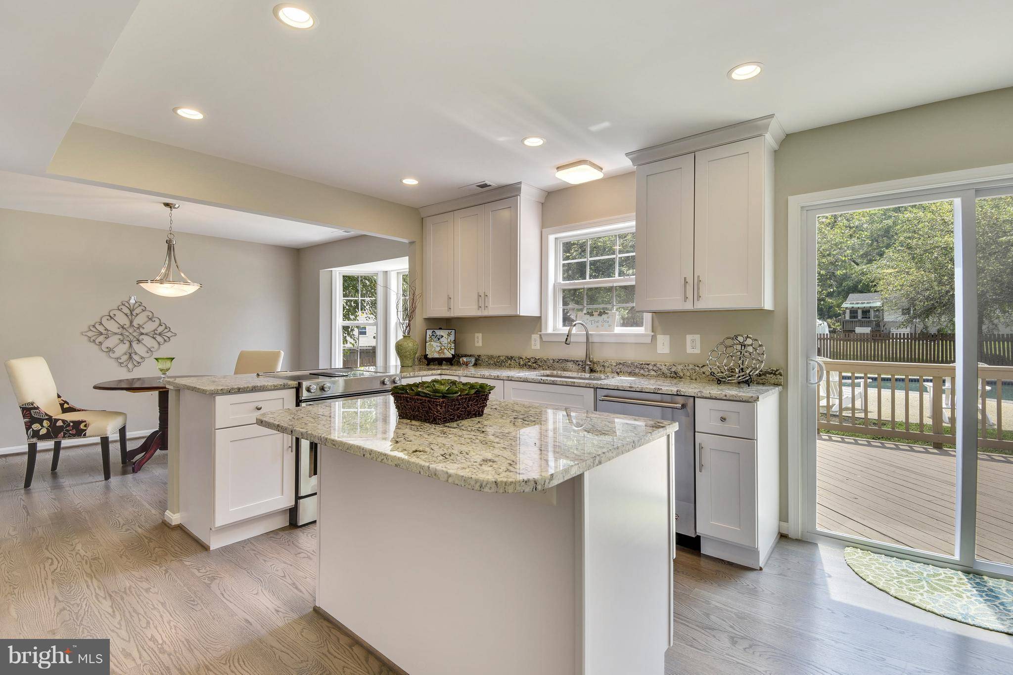 Edgewater, MD 21037,442 MAGNOLIA DR