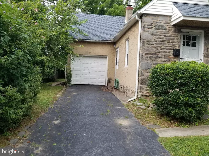 408 PERSHING AVE, Collingdale, PA 19023