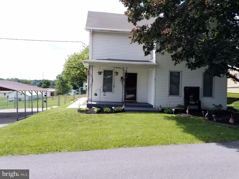 31 5TH AVE, Fayetteville, PA 17222