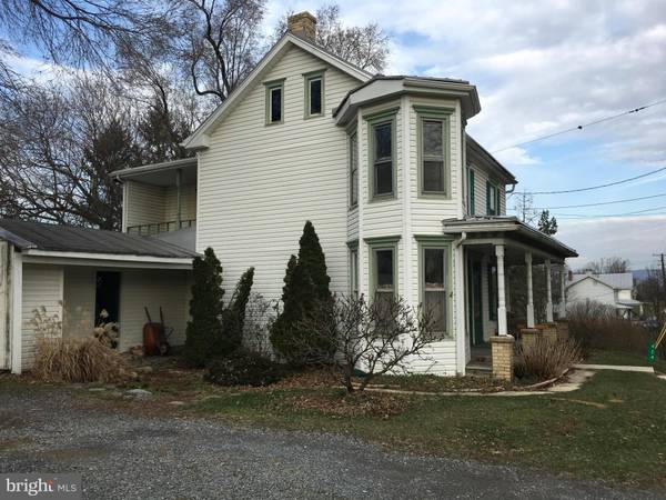 424 OAKVILLE RD, Shippensburg, PA 17257