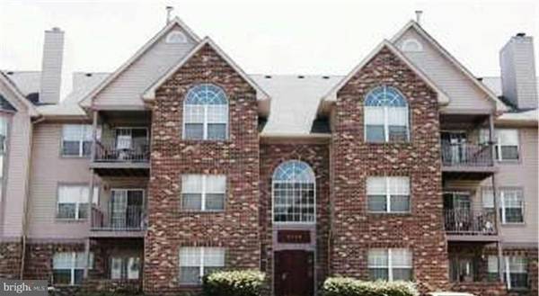 9709 LAKE POINTE CT #301, Upper Marlboro, MD 20774