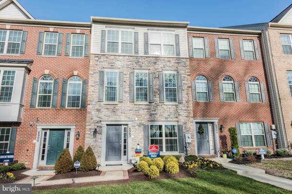 8902 TOWER PL, Glenarden, MD 20706