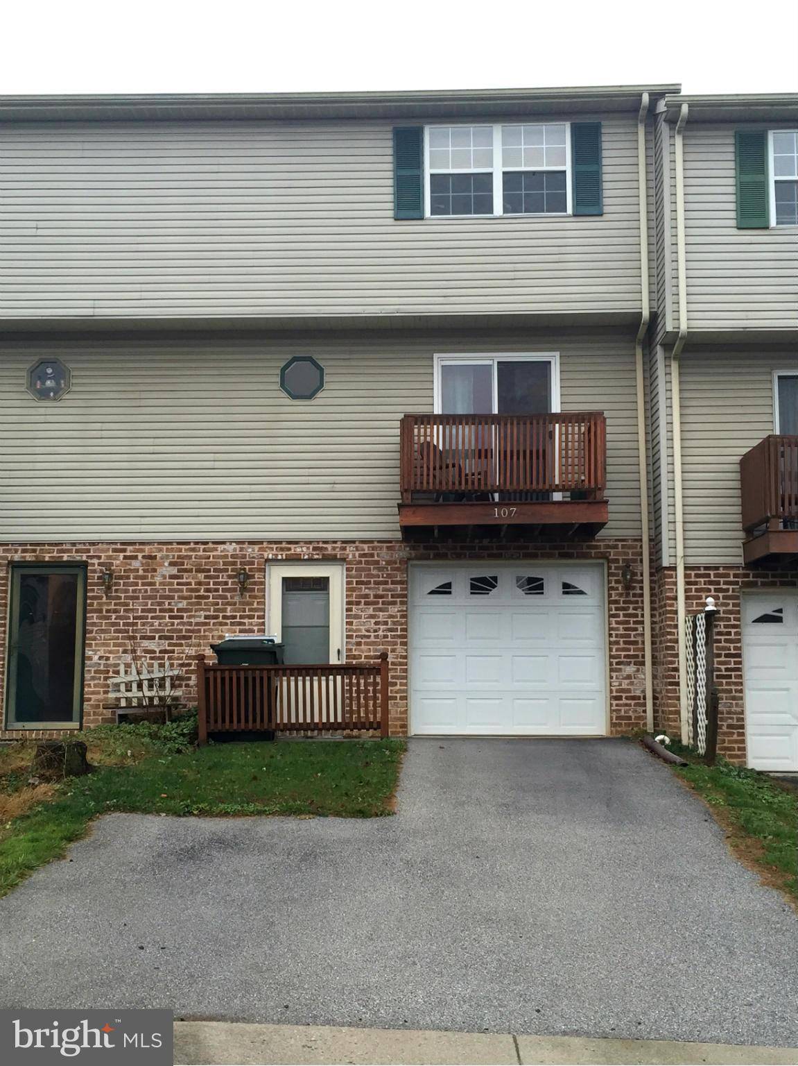 York Springs, PA 17372,107 CIDER DR