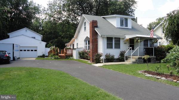 119 LINDEN AVE, Edgewater, MD 21037