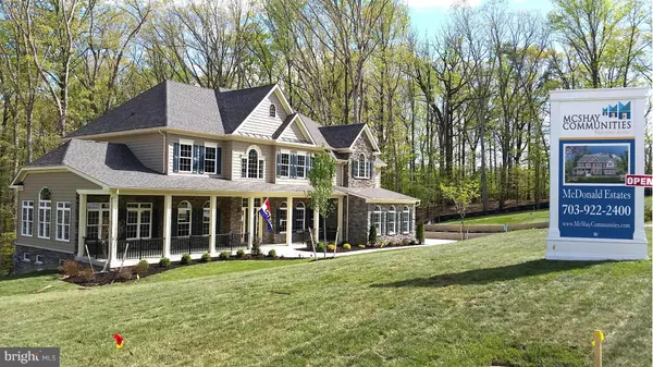 Lorton, VA 22079,8835 ROMMEL DR