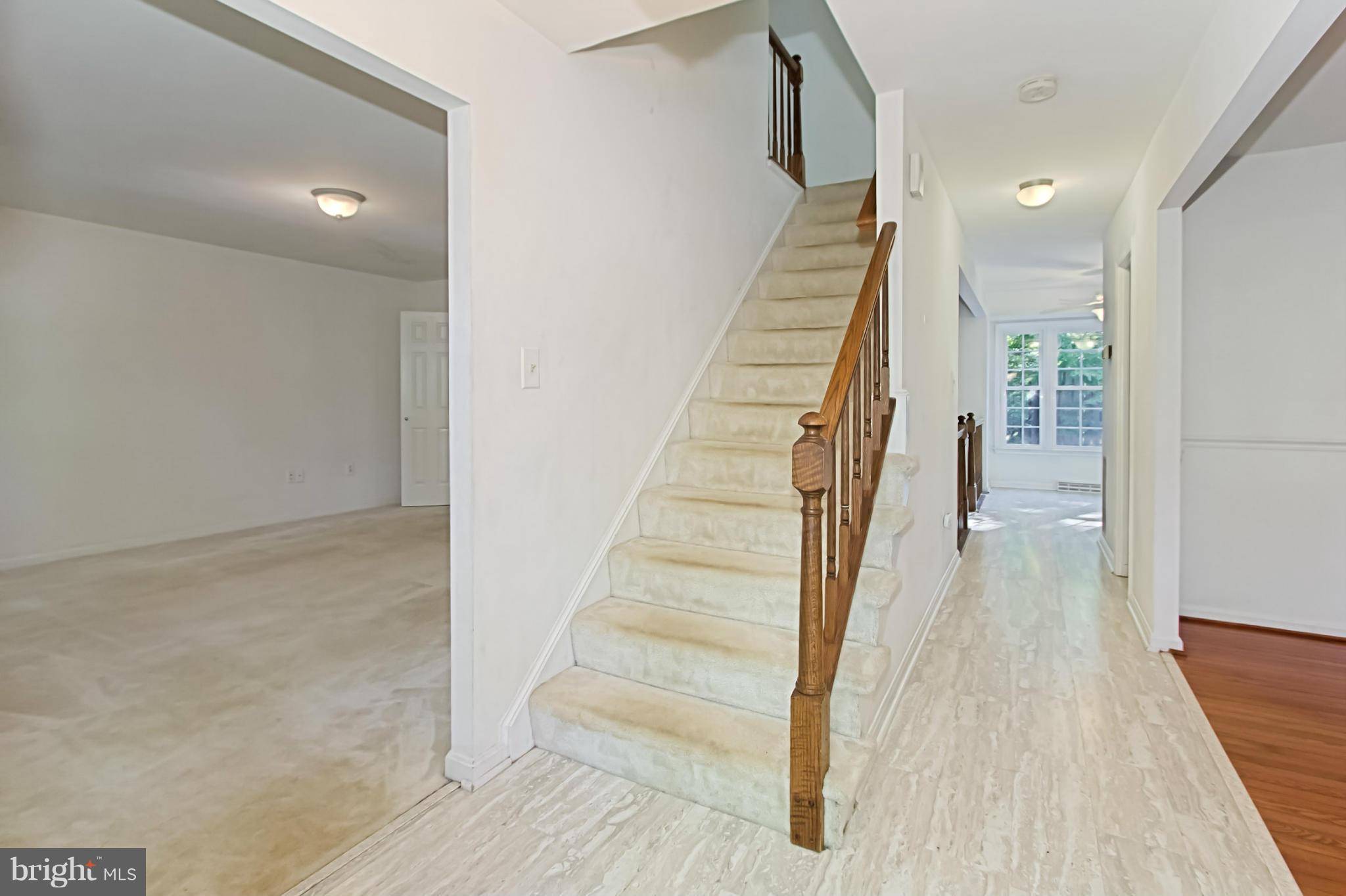 Springfield, VA 22153,8704 SHADOWLAKE WAY