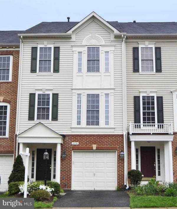 12756 HERON RIDGE DR, Fairfax, VA 22030