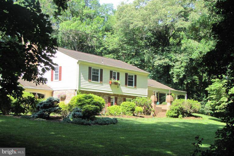 Vienna, VA 22182,10119 WESTFORD DR