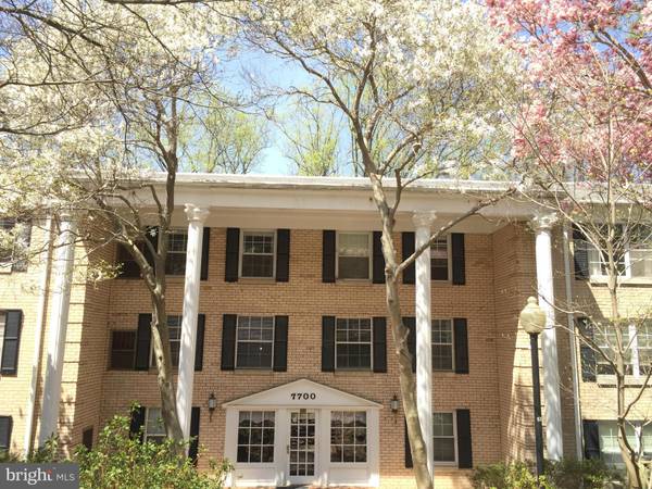 7700 TREMAYNE PL #207, Mclean, VA 22102