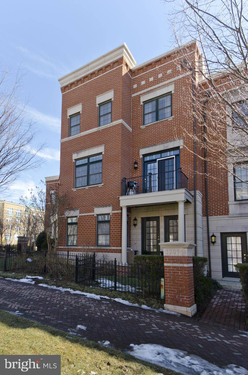 Reston, VA 20190,12094 KINSLEY PL