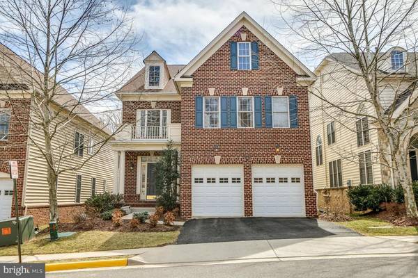 9219 TOPAZ ST, Fairfax, VA 22031