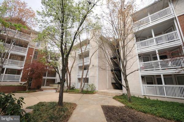 1504 LINCOLN WAY #220, Mclean, VA 22102