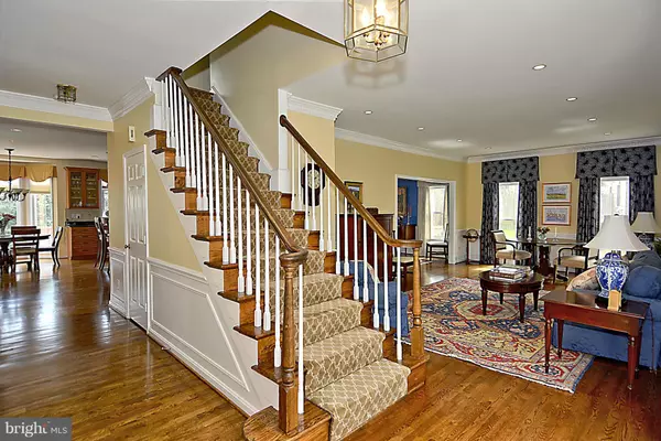 Mclean, VA 22101,6300 HUNTING RIDGE LN
