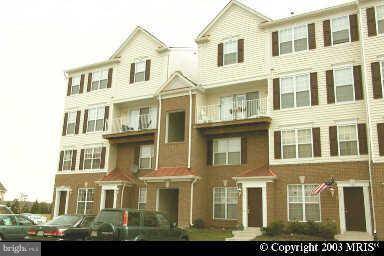 2489 QUICK ST #102, Herndon, VA 20171