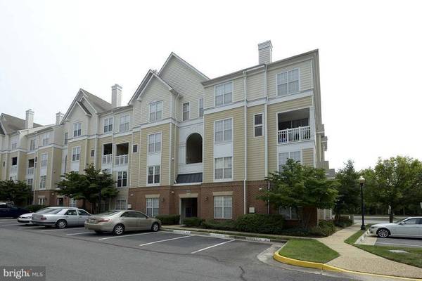 2111 HIGHCOURT LN #201, Herndon, VA 20170