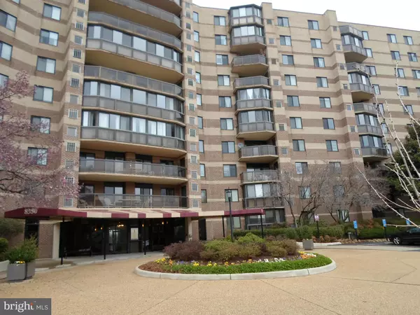 8350 GREENSBORO DR #302, Mclean, VA 22102