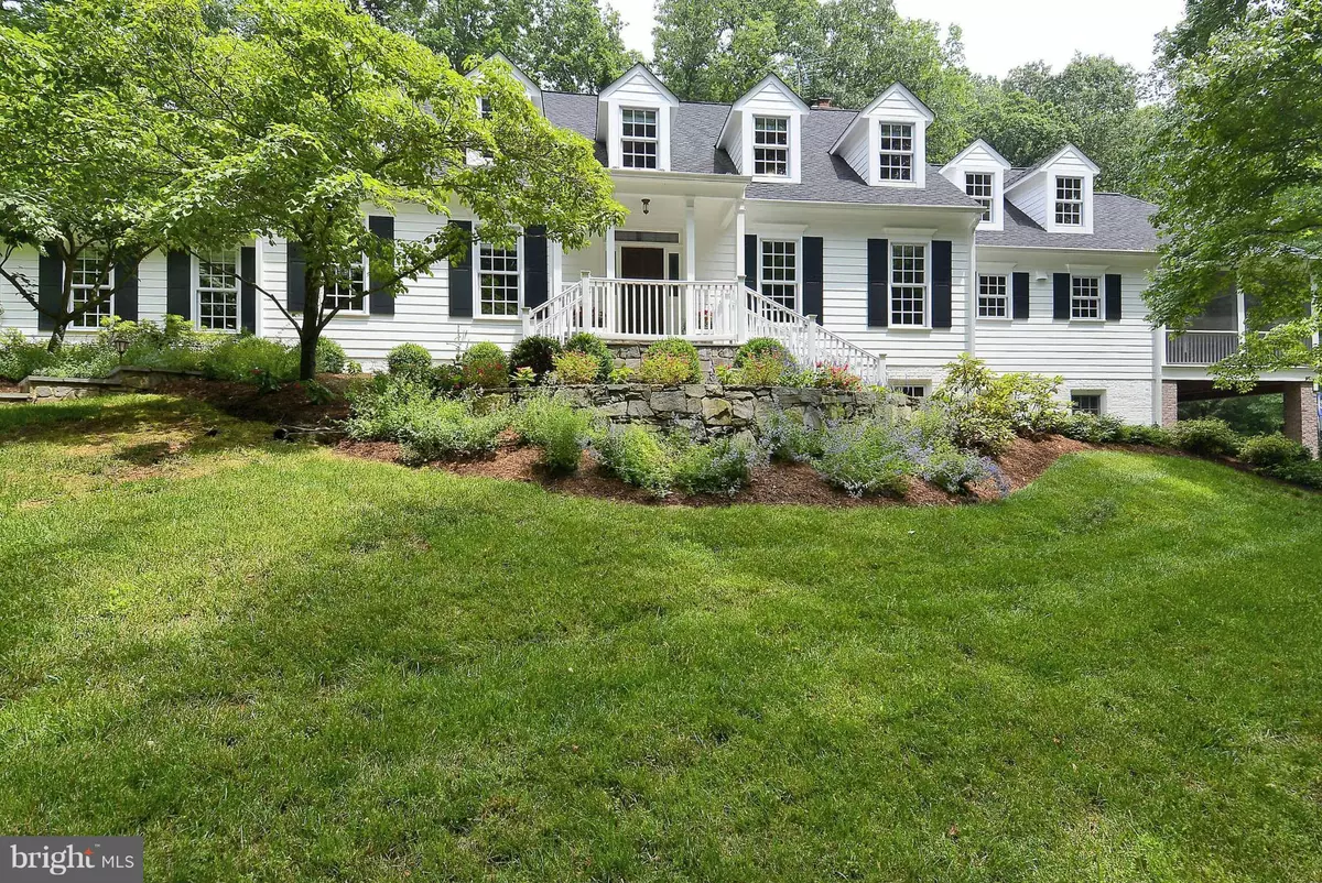 Great Falls, VA 22066,985 MILLWOOD LN