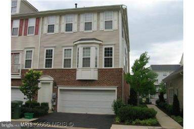 8110 ANNA CT #13, Falls Church, VA 22042