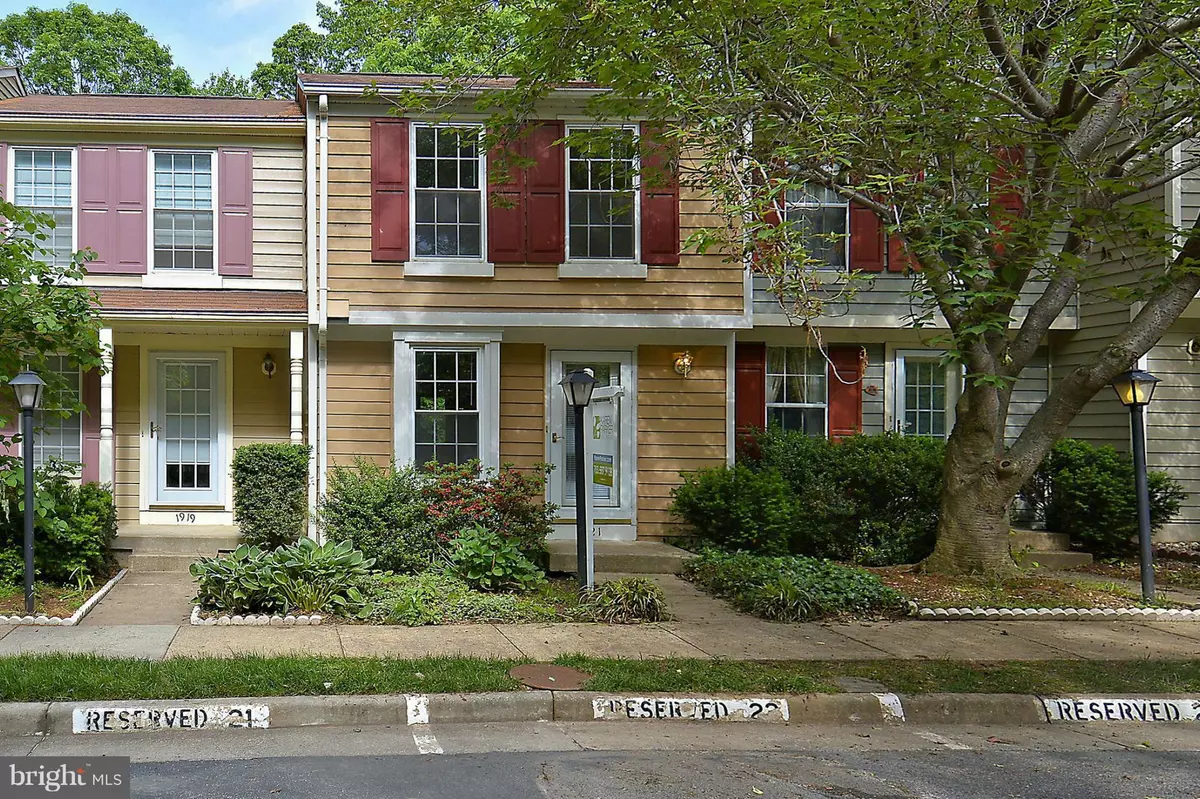 Reston, VA 20191,1921 BELMONT RIDGE CT