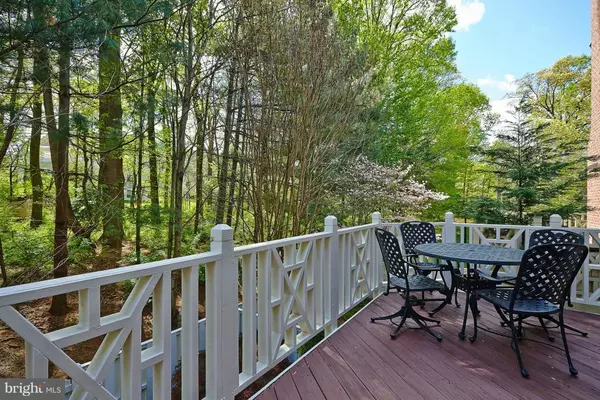 Oakton, VA 22124,2780 THAXTON LN