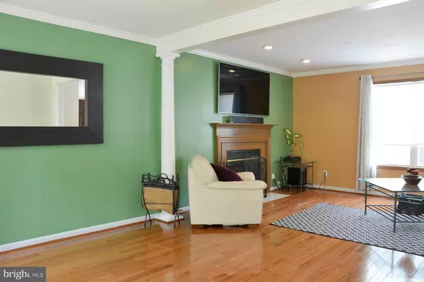 Lorton, VA 22079,8910 JAMESON ST