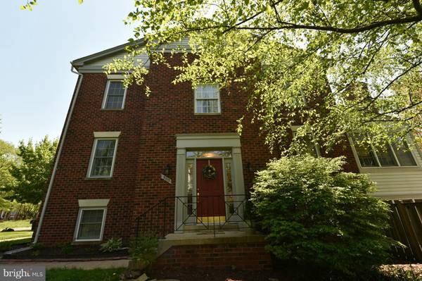 5115 WOODFIELD DR, Centreville, VA 20120